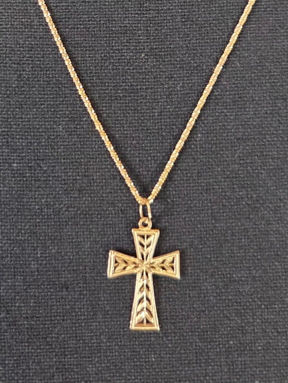 ✨ PRISTINE Vintage 80s 14K Gold OroAmerica Filigree Cross Pendant ✨ - Picture 5 of 8